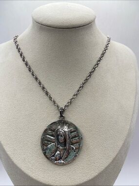 Silver Mexican 1934 1 Peso Virgin Mary Coin Pendant Necklace Hand Carved 24”L